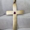 Златен Викториански кръст с рубин