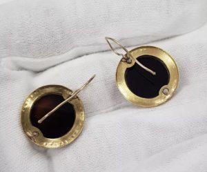 Викториански златни обеци с перли и редки камеи .