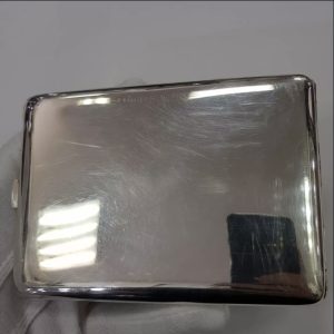 Сребърна табакера с живописен емайл .